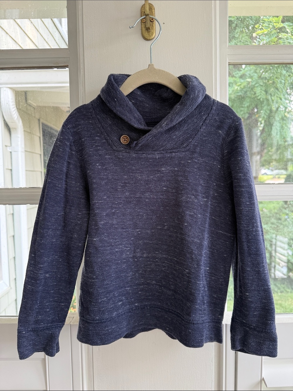Old Navy Navy Speckled Shawl Collar Pullover with Button